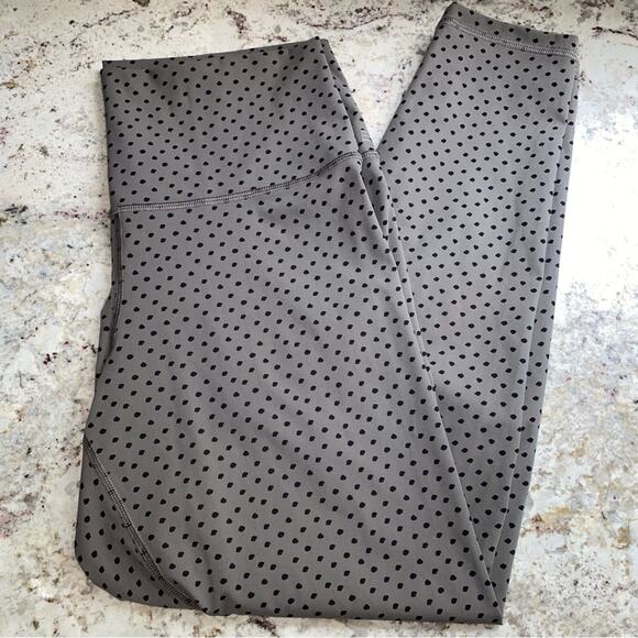 Everlane $68 Dot Perform Ankle Legging LG EUC - Picture 3 of 10